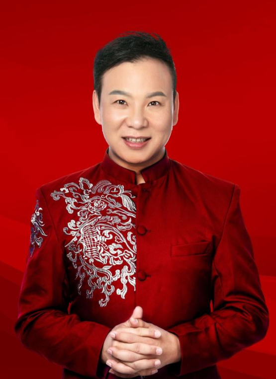 杨铭